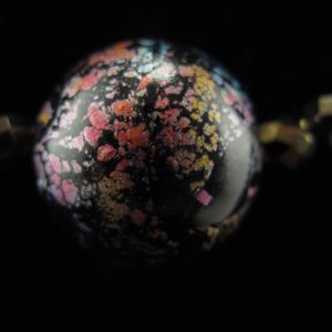 Crackled Pearlescent Paint Graduated Beads